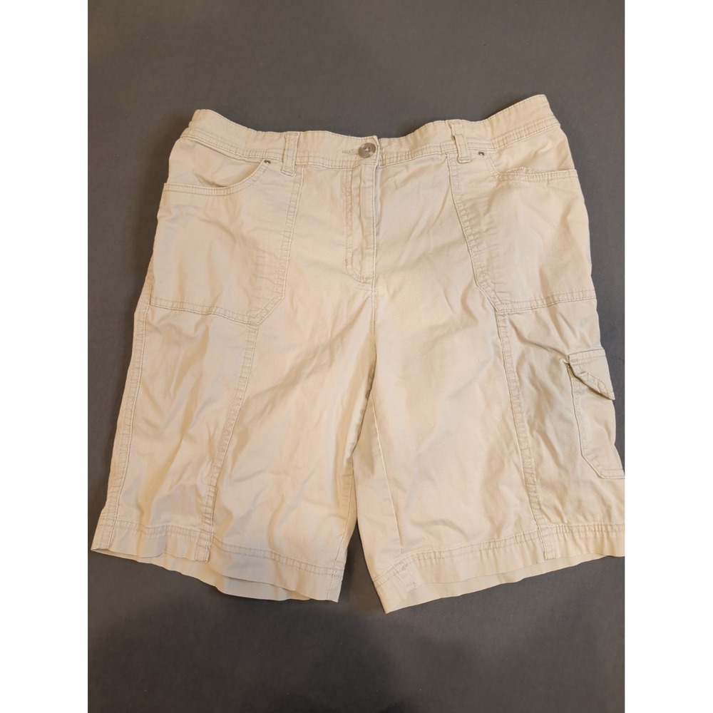 Karen Scott Womens Size 10 Khaki Cargo Shorts Cotton Casual Outdoor Beige